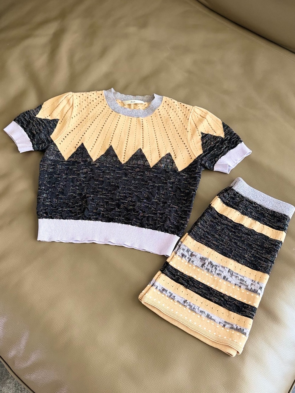 Chic Black and Gold Knit Top and Skirt Set